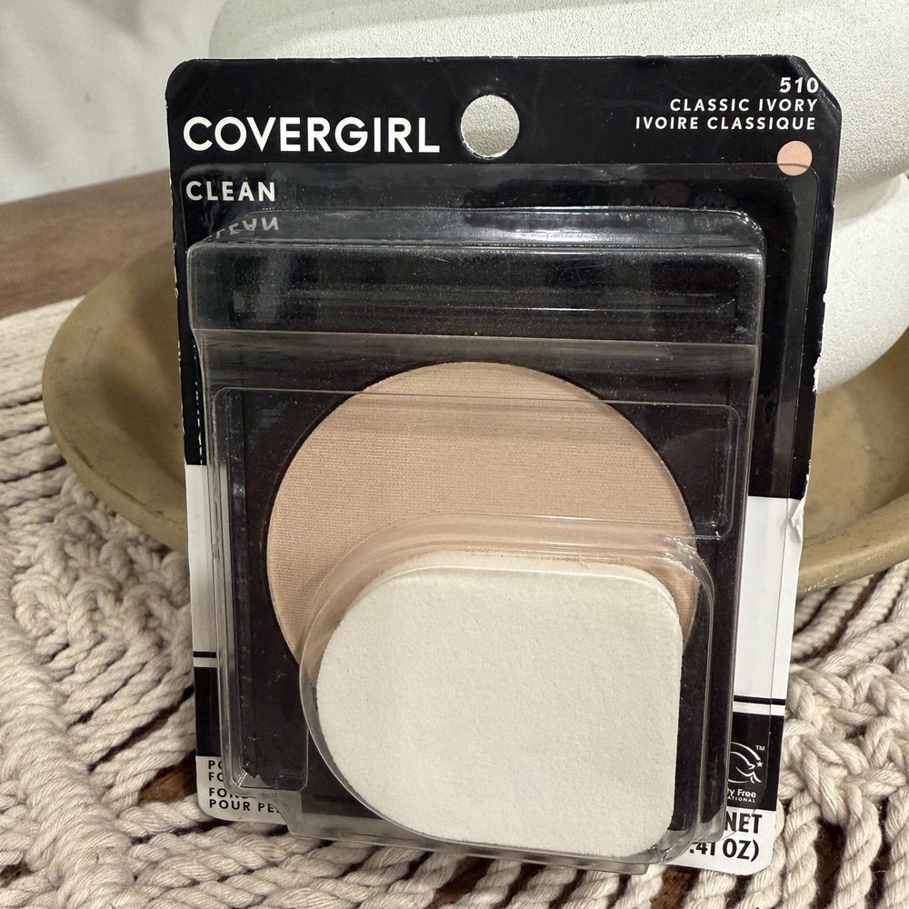Covergirl Clean Powder Foundation 510 Classic Ivory Discontinued New Sealed